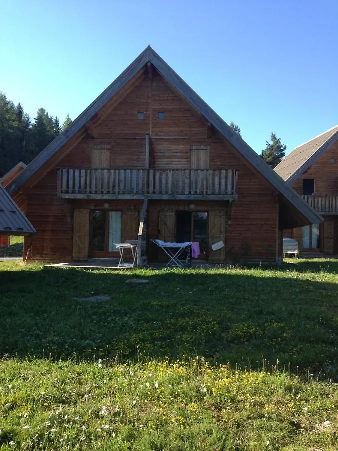 Petit Chalet 5 Pers Piscine Sauna 2 Chambres Le Devoluy Apartment